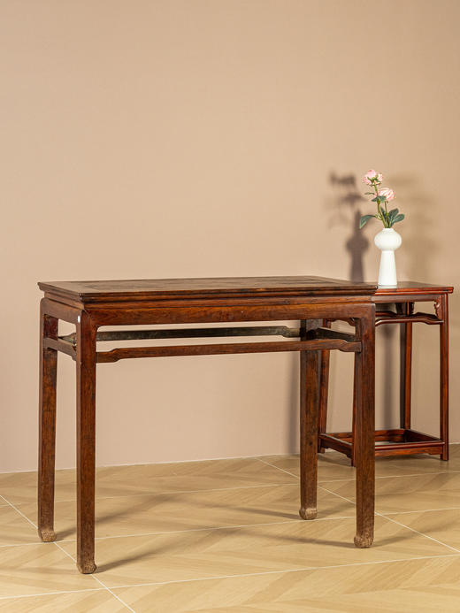 明	黄花梨束腰罗锅枨马蹄腿半桌 商品图1