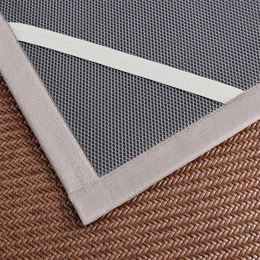 多喜爱 霸王藤席 远山（咖/灰）【精致刺绣】【四角弹力绑带】【无毛刺】加厚加密 平滑柔软 0.3+凉感值超国家标准 藤席编造  3D蜂窝透气 商品图6