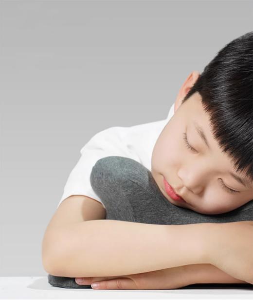 🌈开学季！49到手❗软软糯糯 午睡香香 ✔安心舒睡🌸【王享第三代蝴蝶午休记忆棉趴趴枕】 拥抱式不压手，午睡更轻松，🥰科学的趴睡角度，午睡不手麻 商品图1