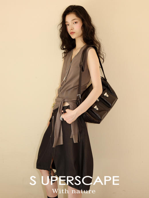 素舶 高密肌理感丝滑斜门襟茧型下摆抽绳半裙 商品图3