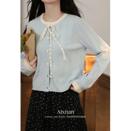 鹿向南「簌簌铃兰」法式蓝色拼色针织开衫外套女早秋长袖短款外搭 商品图4