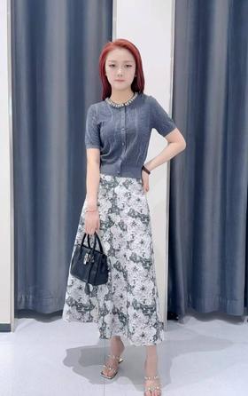 贝茜妮秋款小香风重工镶钻短袖针织