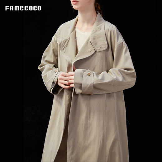 Famecoco范可儿简约通勤长款立领风衣外套宽松慵懒范 FAD1AT010 商品图3
