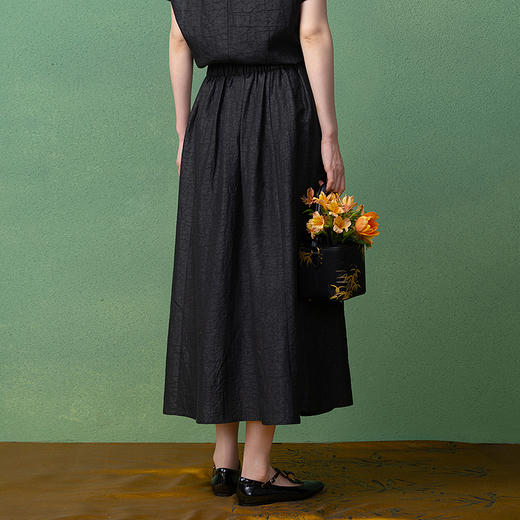 【林栖设计小店】（现货）【非遗香云纱】桑蚕丝半身裙2025秋季新款手工串珠裙子女T1953245 商品图9