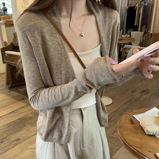 西遇薄款短外套女秋季新款韩里韩气透气针织空调开衫外搭披肩SS051213 商品图2