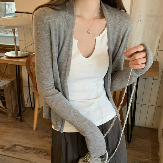 西遇薄款短外套女秋季新款韩里韩气透气针织空调开衫外搭披肩SS051213 商品图4