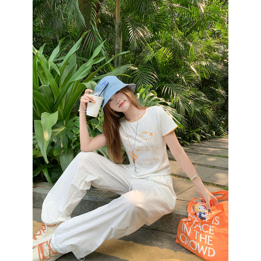 <曾小咸推荐>韩版百搭显瘦圆领短袖T恤女上衣 商品图2