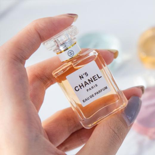 CHANEL/香奈儿邂逅香水五件套淡浓香水小样 无喷头 COCON5号7.5ml（经典套盒）黑盒    一般贸易 商品图8
