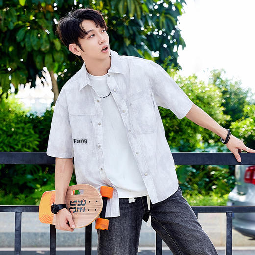 【新品上新】HX 夏季翻领短袖阔版衬衫C103520005101 商品图2