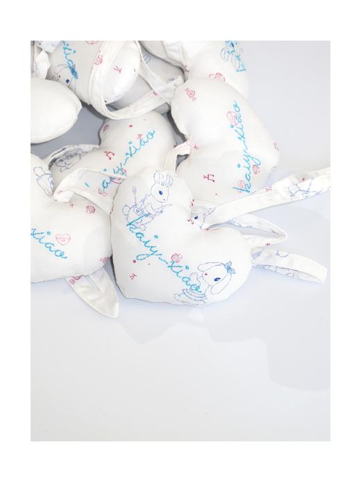 Kaiy Xiao 小兔子系列 爱心小抱枕挂件 商品图0