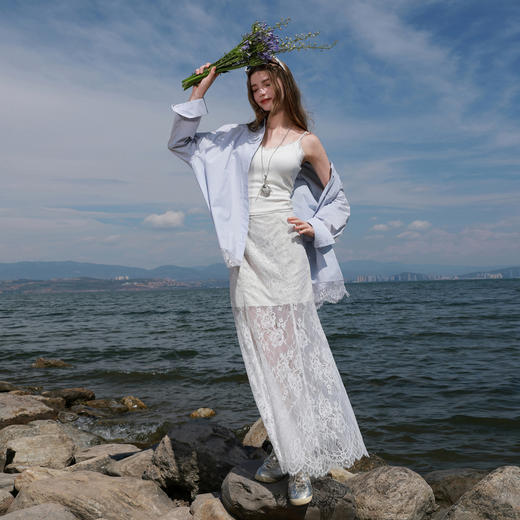 三彩2025秋季新款带胸垫背心V领吊带内搭修身打底衫M 商品图1