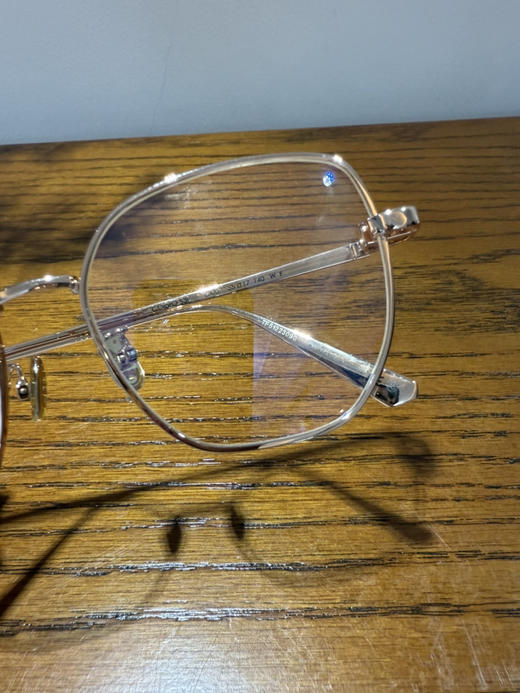 723-2 雕 25新 碟型方框 镂空字母镜腿 稳当带鼻拖 防蓝光平光镜 素颜镜框 近视镜架 商品图6