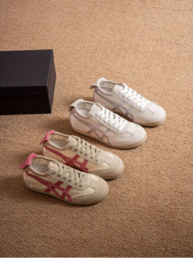 🌸夏日白月光❗️偷偷增高4cm❗️【SACHA 内增高休闲德训鞋BTBY-QG006】🍬，又软又不失质感，😄穿上脚舒适轻盈又很显瘦❗️ 👉粉色/银色，两色可选🥰