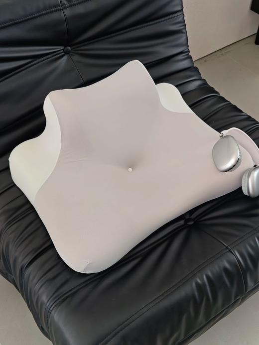 袁弘同款🔥 颈椎救星！【舒适多功能护椎枕】一枕四用，解锁躺平新姿势！人体工学の灵魂支撑 商品图10