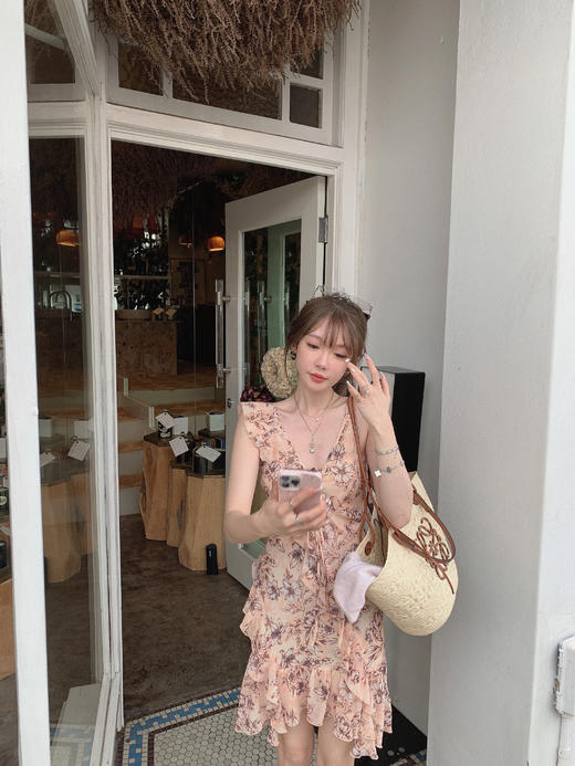 金蘑菇菇  木槿与琥珀 / 斜裁v领轻甜碎花私服连衣裙 商品图4