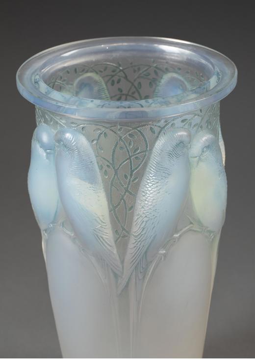 独角鹿西洋古董法国顶级水晶工坊莱俪LALIQUE设计出品「CEYLAN 鹦鹉」主题欧泊水晶花瓶 商品图1