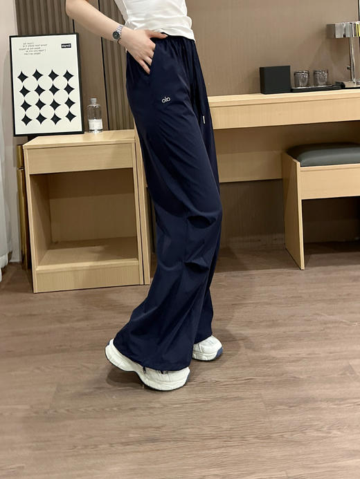Alo抽绳两穿速干显瘦美式防晒伞兵裤 商品图11