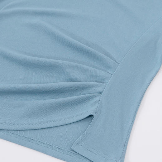 茧墨 时尚V领不规则褶皱显瘦短袖 商品图2