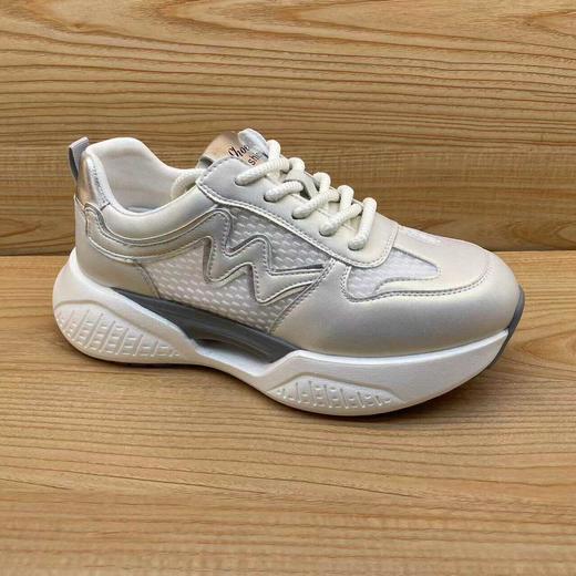 豪行2024年夏季新品时尚休闲运动单网简约女单鞋24230211 商品图0