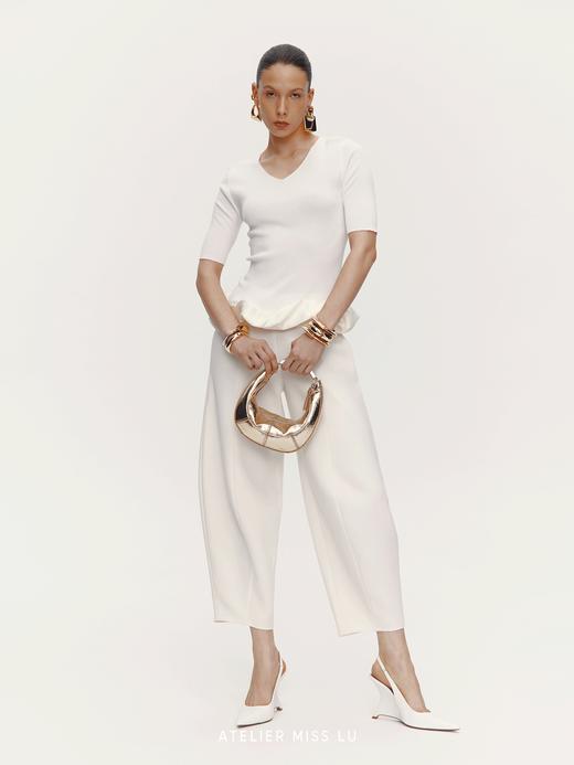 【云上芭蕾】下摆云朵环绕拼接V领针织上衣 商品图3