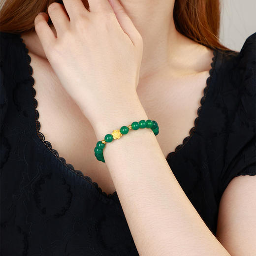 周大生黄金金镶玉手串女硬金莲花玉髓手链 商品图1