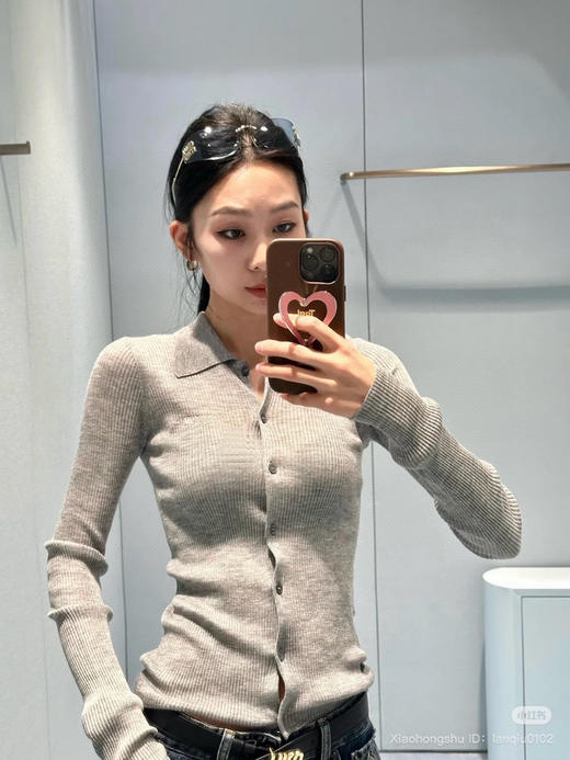 724-3 独家圆正 miu丝羊绒 坑条针织 长袖polo领开衫 修身款打底衫 防晒衫 商品图1