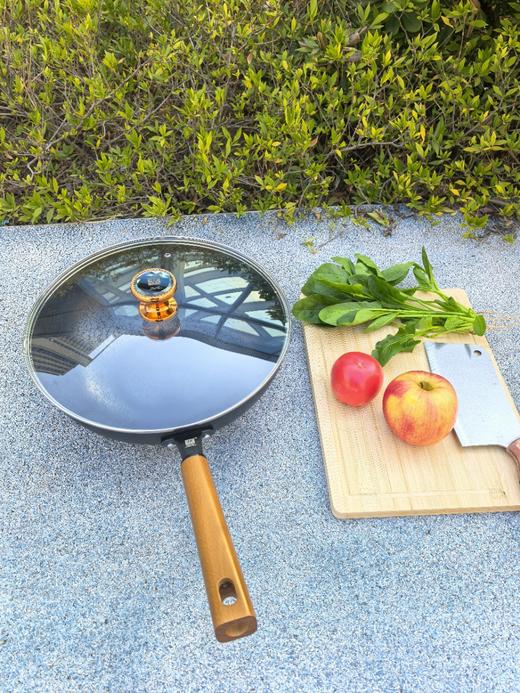 【清仓】双立人中华铁锅 纯精铁打造健康无涂层，物理不粘锅免开锅，不挑灶具。易清洗， 商品图3