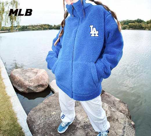 【年货专场】MLB秋季男女情侣NY羊羔绒外套3AFDB0326【微瑕热销中无货退款介意勿拍】 商品图2