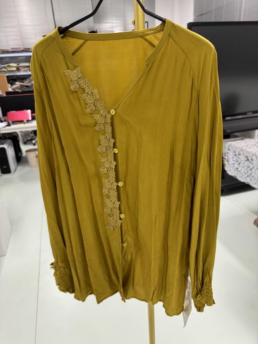 链接2【花粉群内专享】样衣2XL分享，面料佳版型好，小衫、套头衫、长袖、吊带裙、新中式旗袍、连衣裙、背心、长裤、中裤、羊毛大衣【适合胸围在100-112左右的，体重在150-165左右的】 商品图1