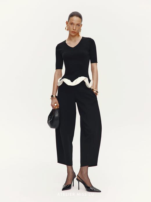 【午夜芭蕾】下摆云朵环绕拼接V领针织上衣 商品图2