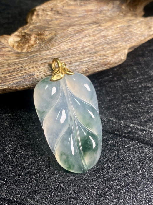 【FC0016】18K金镶嵌翡翠冰飘花叶子吊坠 叶肉饱满细腻 款式精美 完美 商品图1