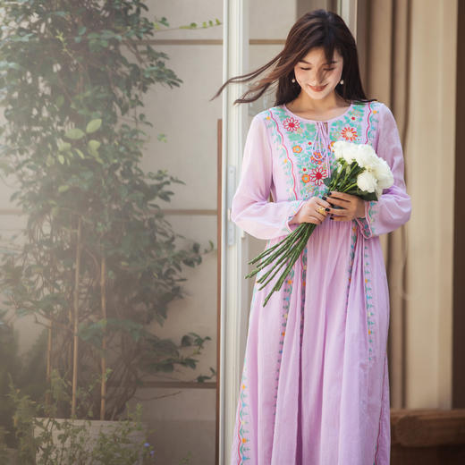 【林栖设计小店】（现货）婴儿棉连衣裙墨西哥绣花优雅宽松显瘦2025早秋新款长裙女T1953255 商品图6