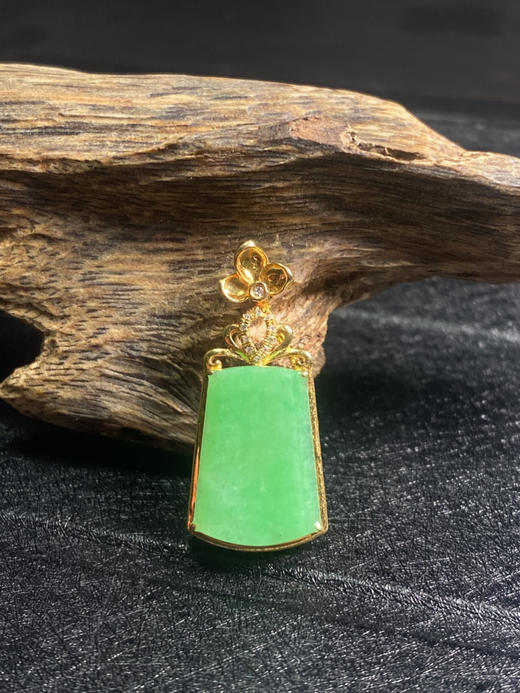 【FC0002】18K金镶嵌翡翠满绿无事牌吊坠 商品图2