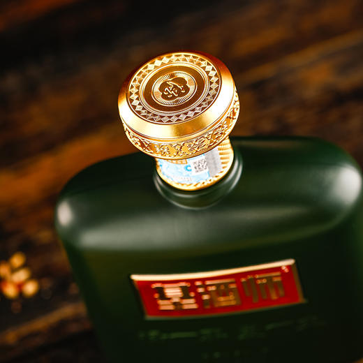 热卖中！！【白酒大师彭佑信签名监制&手工勾调 40年以上活窖池酿造】基酒师1984 52°浓香型白酒 600ml/瓶 商品图5