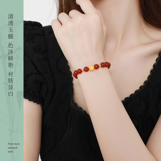 周大生黄金金镶玉手串女硬金莲花玉髓手链 商品图3