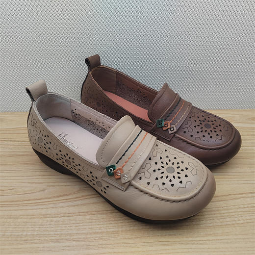 豪行夏季新款24292131真皮休闲打孔低跟女鞋凉鞋皮鞋 商品图0