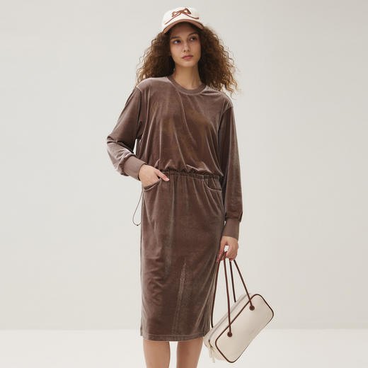 谜底连衣裙长袖女2025秋季新品丝绒抽绳腰手绘印花长裙253ML1230 商品图0