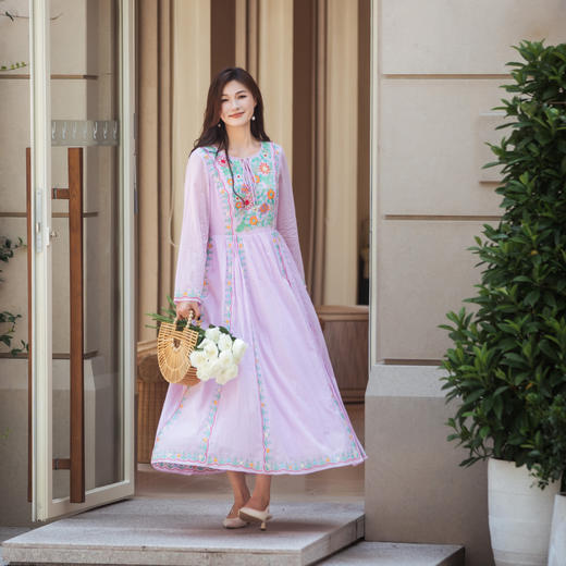 【林栖设计小店】（现货）婴儿棉连衣裙墨西哥绣花优雅宽松显瘦2025早秋新款长裙女T1953255 商品图0