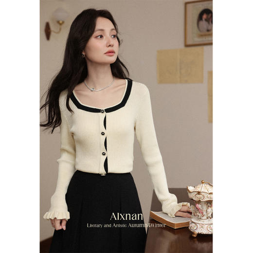 鹿向南「绵绵甜巧」杏色修身针织衫女早秋显瘦撞色高级感长袖上衣L56731 商品图1