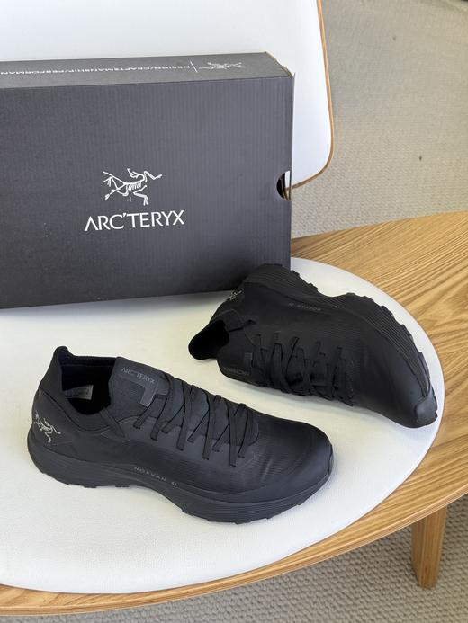 点此购买 始祖鸟Norvan SL3男士户外徒步越野跑鞋 db 325119 商品图7