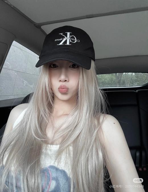D072465行走的种草机#Jennie同款刺绣韩版棒球帽四季潮弯沿帽 商品图1