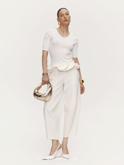 【云上芭蕾】下摆云朵环绕拼接V领针织上衣 商品图1