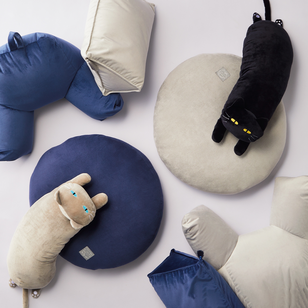 枕头舒柔抱枕 趴趴猫 黑猫/灰猫