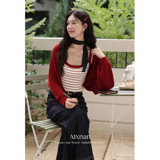 鹿向南「复古计划」深蓝色高腰复古牛仔裤女秋季显瘦阔腿直筒长裤L56716 商品图4