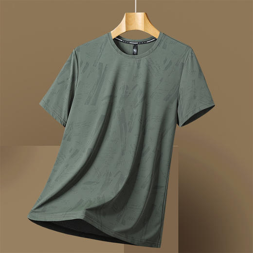 【DSK】大依优型大码冰丝短袖T恤夏季情侣舒适体恤薄款透气运动健身速干跑步上衣男士 商品图4