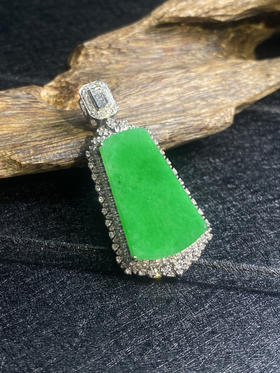 【FC0007】18K金镶嵌翡翠阳绿无事牌吊坠 种好色阳  款式精美