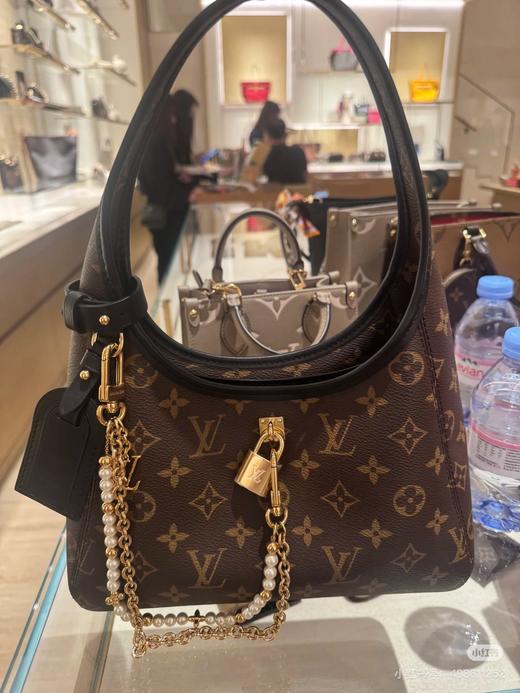 D072426复古感十足时尚耐看新款The Drop 腋下包 商品图5