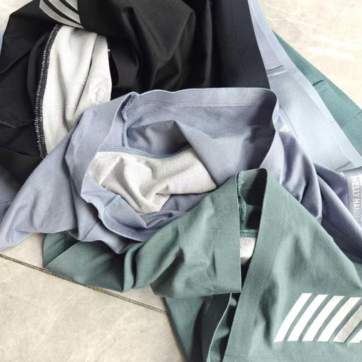 原单正品 HH海丽汉森男士内裤，超级舒服。礼盒装自用送人都可以。
一盒三条，尺码：LXLXXLXXXL
原价100美金 商品图5