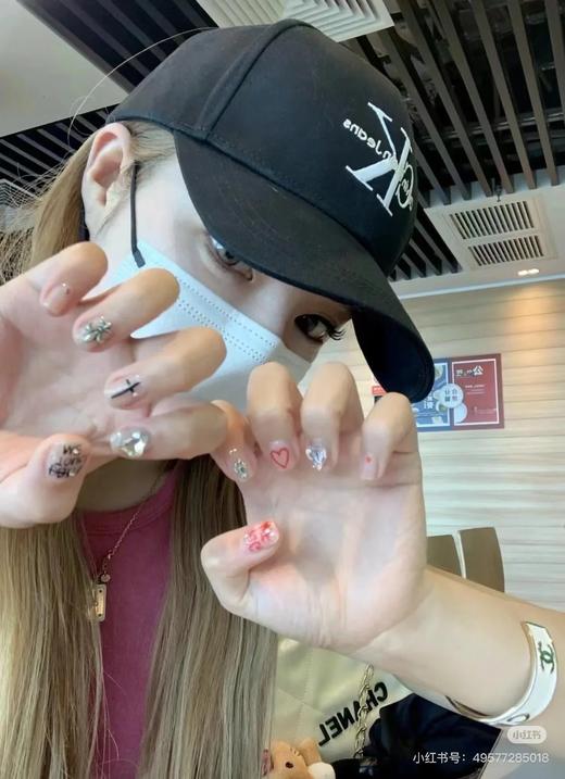 D072465行走的种草机#Jennie同款刺绣韩版棒球帽四季潮弯沿帽 商品图3