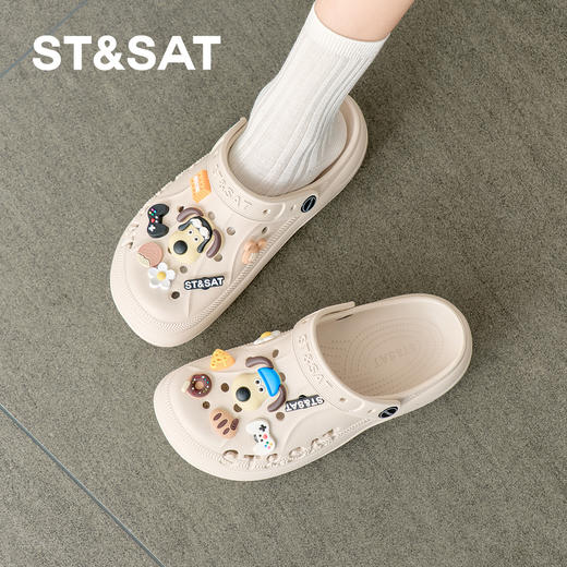 【萌趣乐园】星期六美式卡通厚底洞洞鞋SSD2110F5D 商品图0